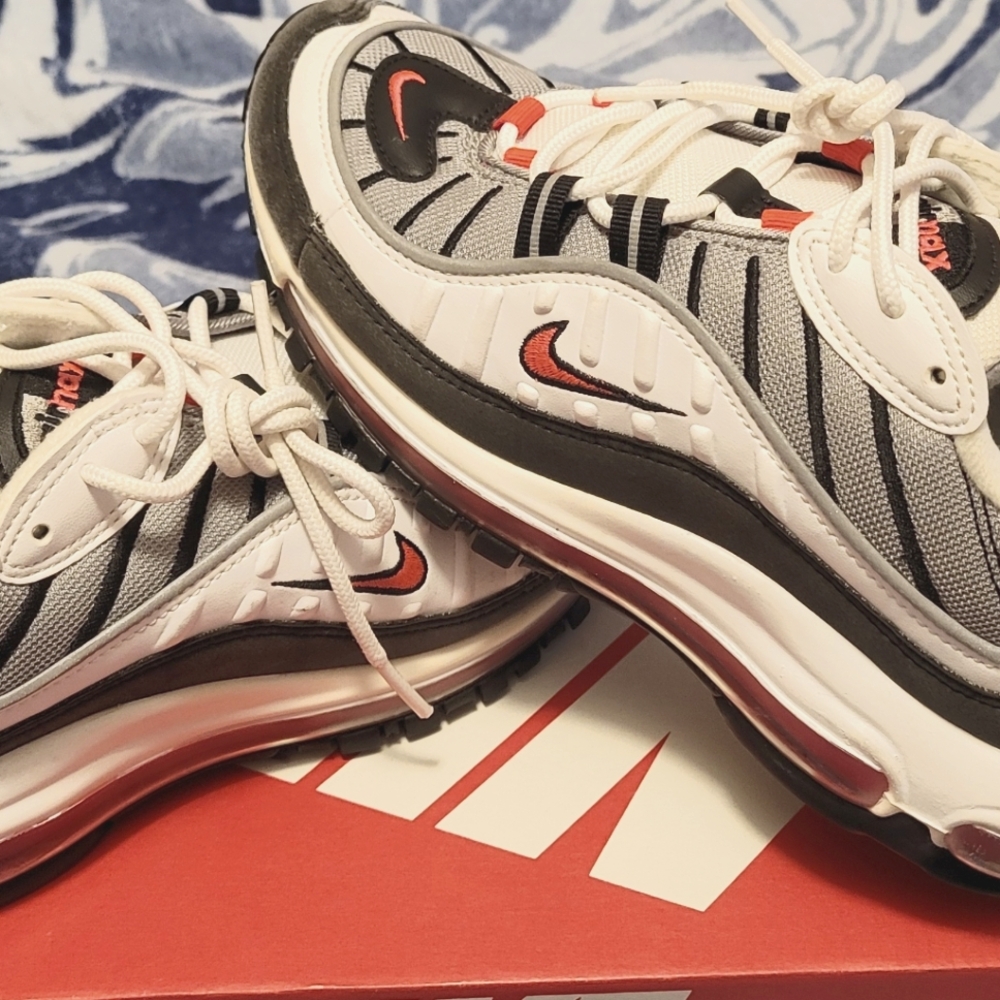 Nike Womens Air Max 98 "Solar Red"